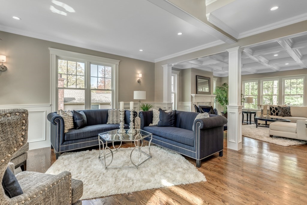 28 Maurice Road, Unit 28 Wellesley, MA 02482 - Photo 4 of 26