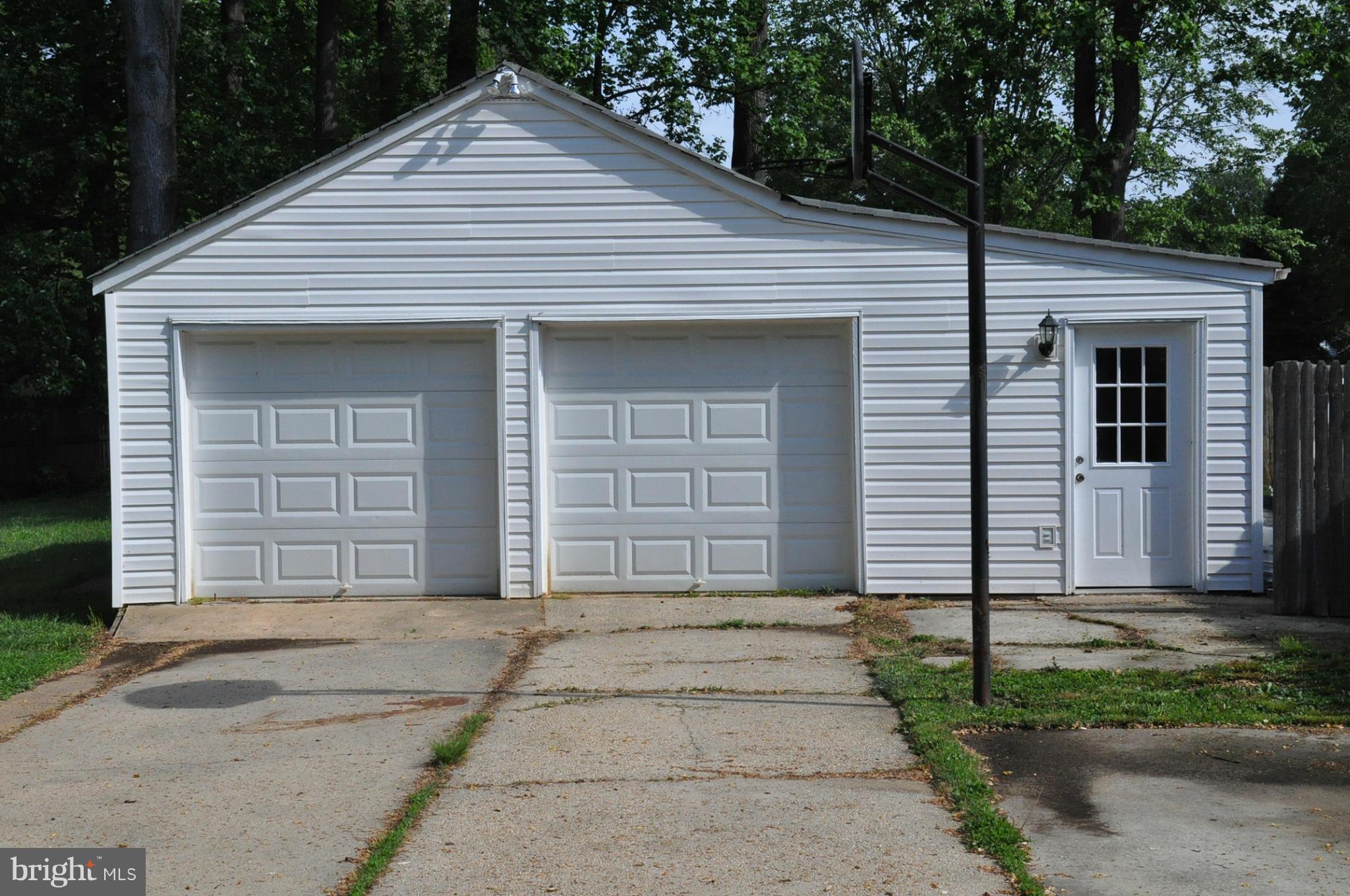 2909 Hewitt Avenue Silver Spring, MD 20906 - Photo 3 of 30 Garage and workshop
