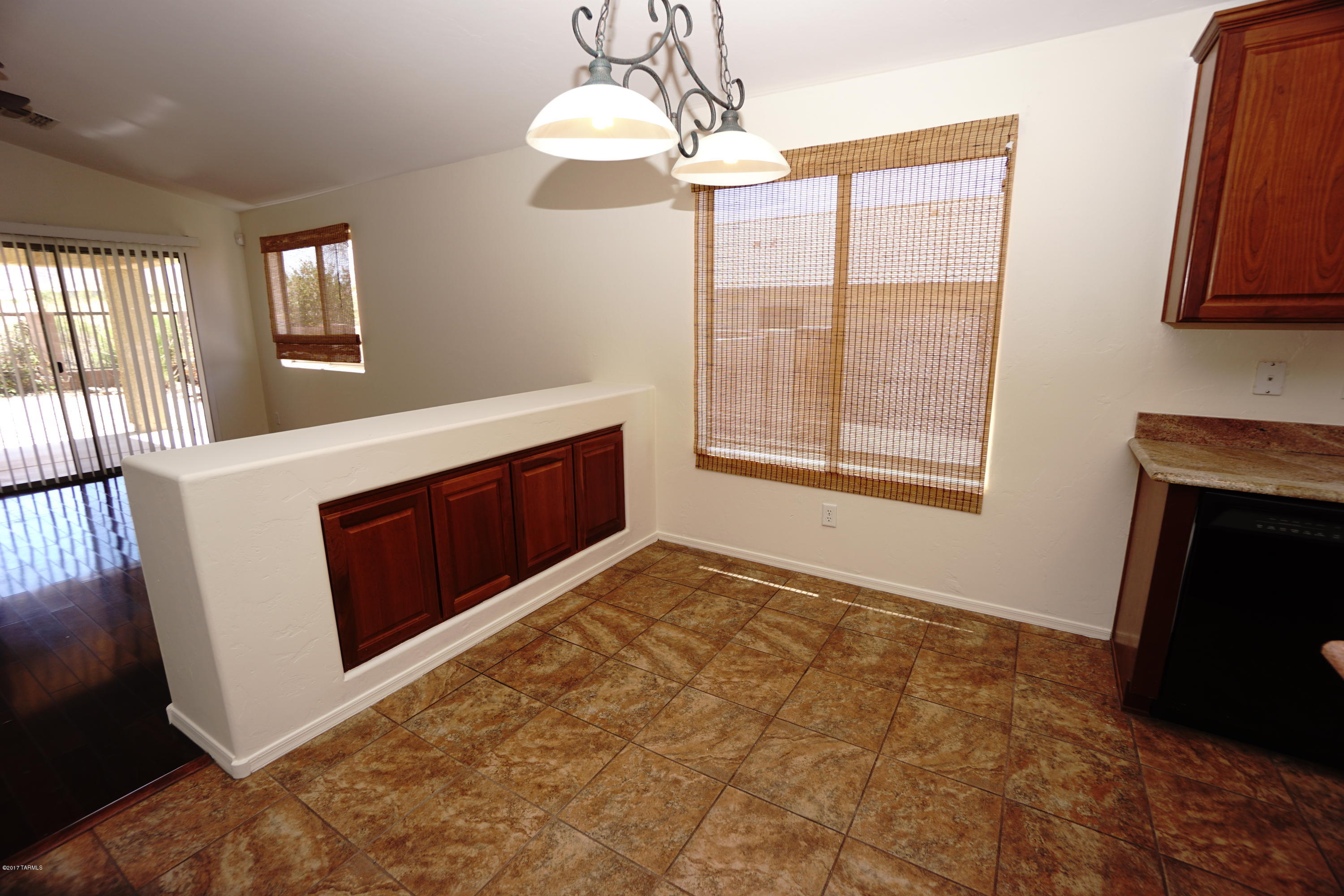 580 South Sweet Ridge Drive Vail, AZ 85641 - Photo 6 of 11