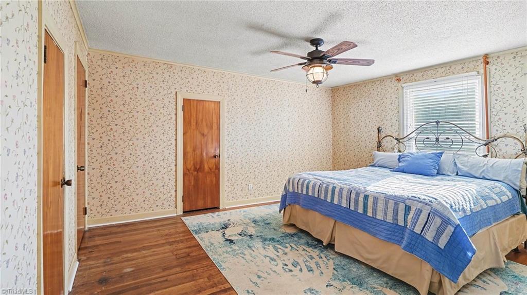 312 Pineywood Road Thomasville, NC 27360 - Photo 9 of 24 Gallery Image 9