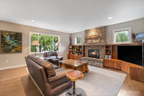 $1,400,000 | 3556 Southeast 16th Street, North Bend, WA 98045