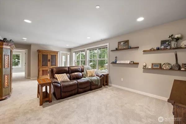 $1,400,000 | 3556 Southeast 16th Street, North Bend, WA 98045