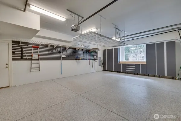 $1,400,000 | 3556 Southeast 16th Street, North Bend, WA 98045