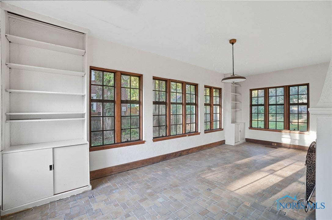 2041 Richmond Road Toledo, OH 43607 - Photo 17 of 50 Gallery Image 17