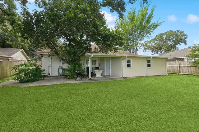 $255,000 | 1648 Hampton Drive, Harvey, LA 70058