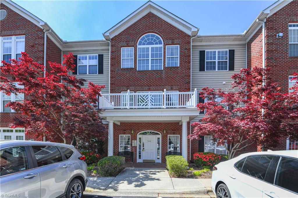522 College Road Greensboro, NC 27410 - Photo 1 of 36 Welcome to 522 College Road - Guilford Crossing - Unit 202