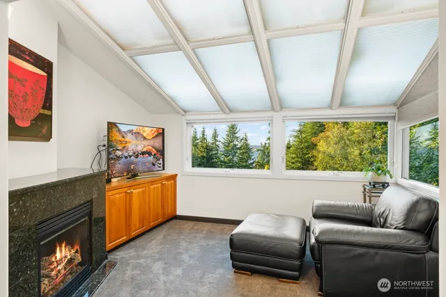 $1,950,000 | 4617 103rd Lane Northeast, Kirkland, WA 98033