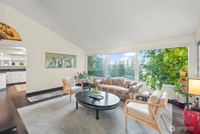 $1,950,000 | 4617 103rd Lane Northeast, Kirkland, WA 98033