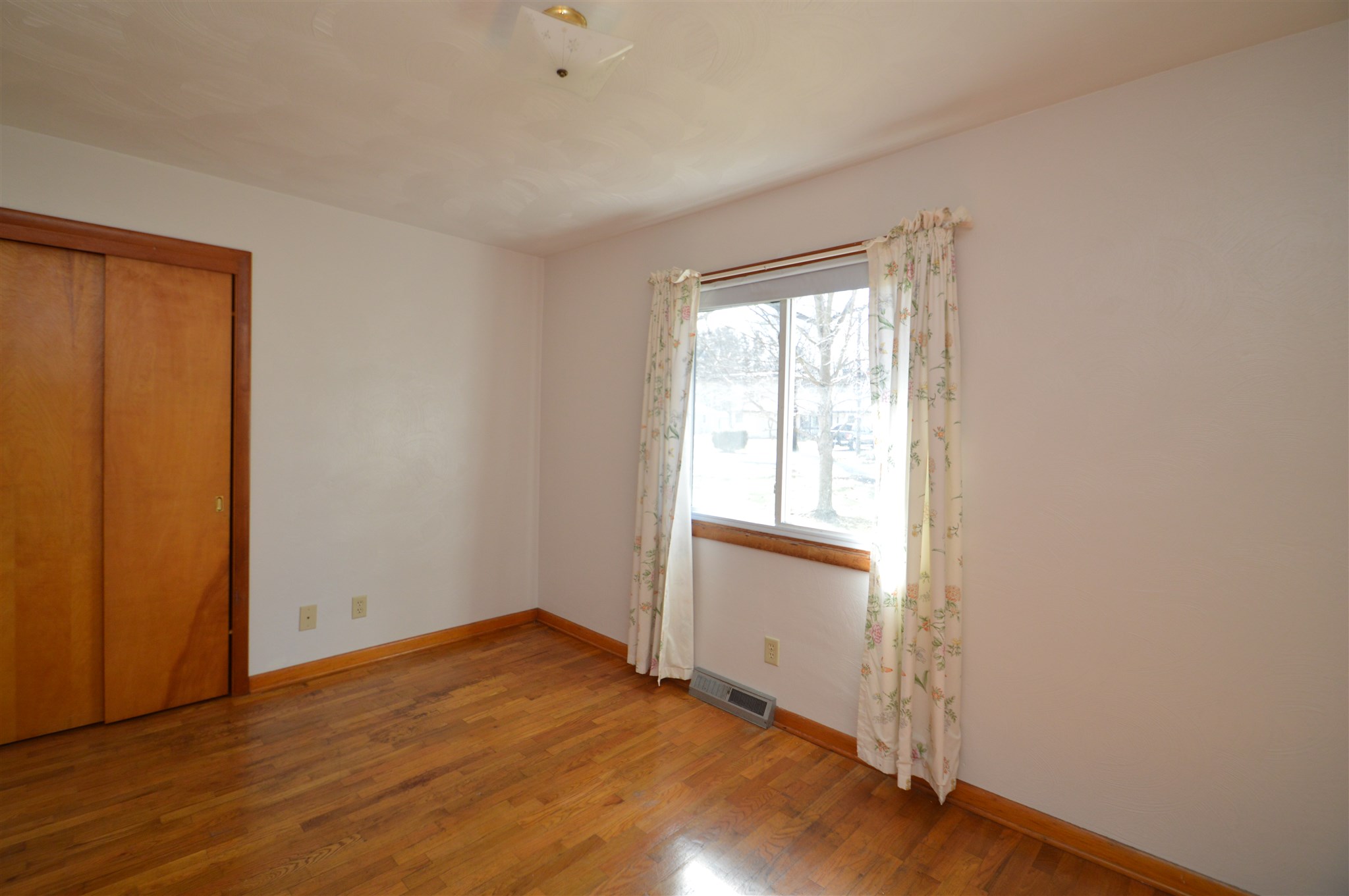 55318 Butternut Road South Bend, IN 46628 - Photo 11 of 19 Gallery Image 11