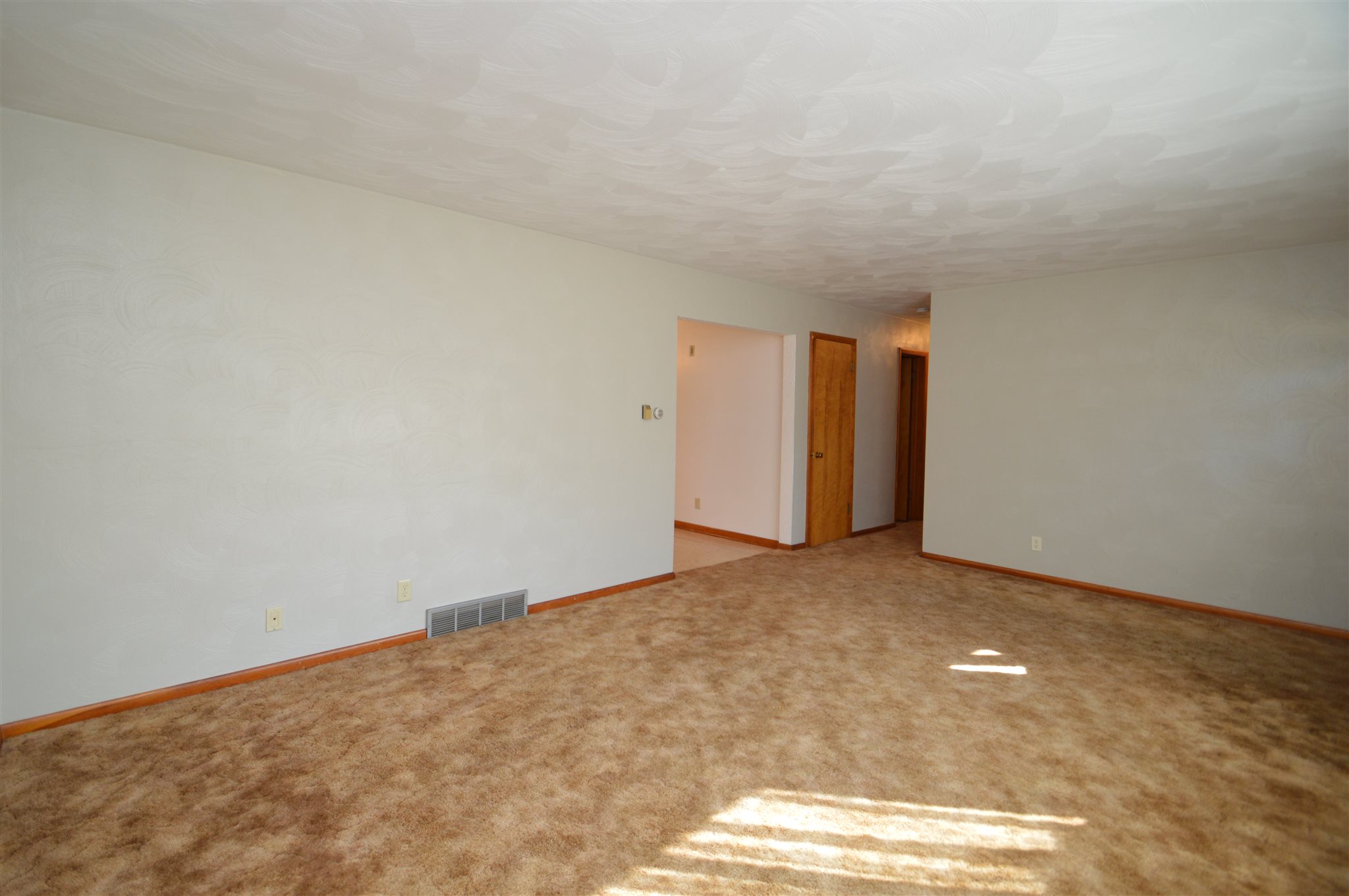55318 Butternut Road South Bend, IN 46628 - Photo 7 of 19 Gallery Image 7