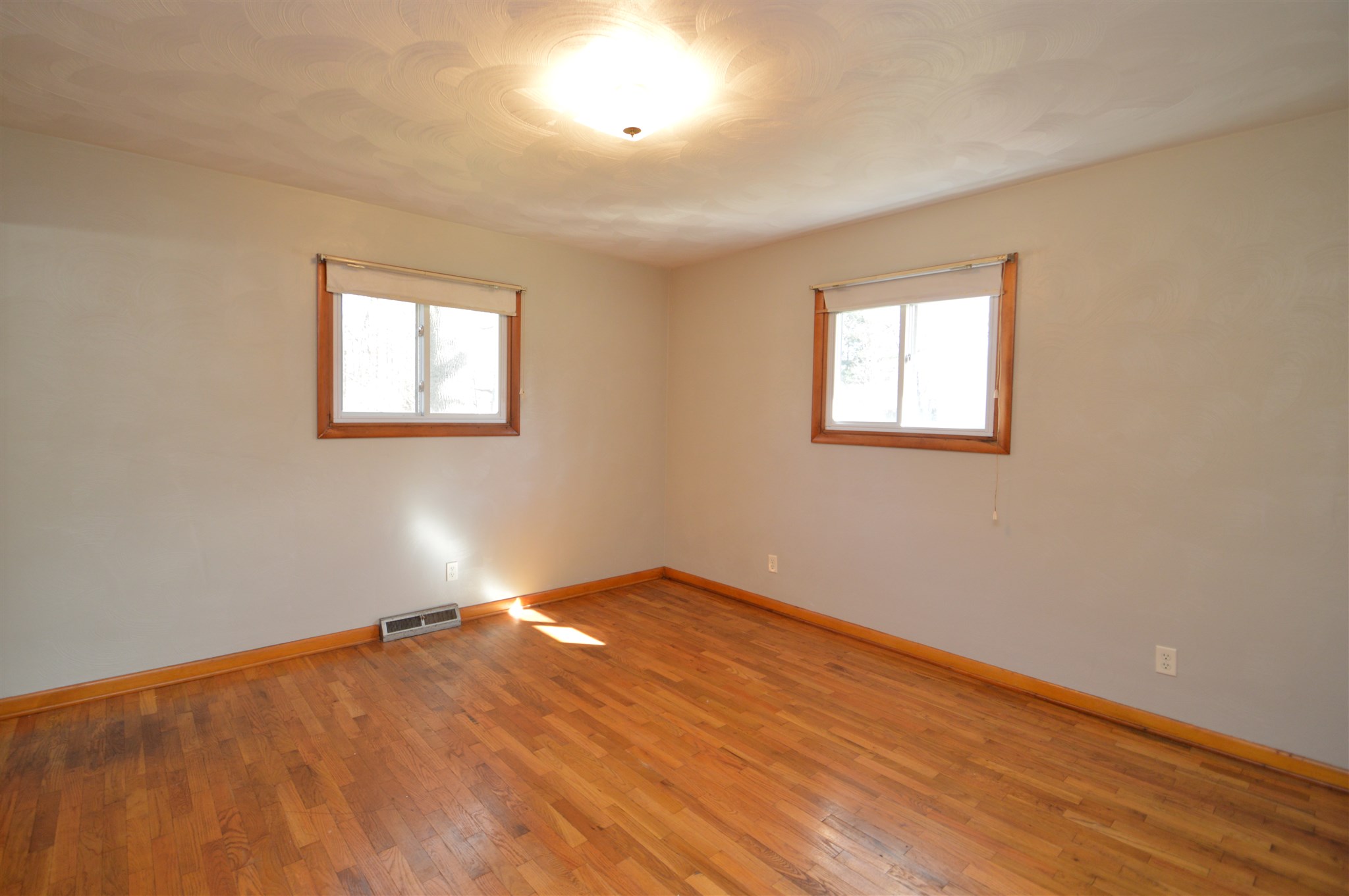 55318 Butternut Road South Bend, IN 46628 - Photo 10 of 19 Gallery Image 10