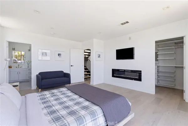 $11,994 | 2432 Penmar Avenue, Unit 201, Venice, CA 90291