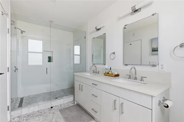 $11,994 | 2432 Penmar Avenue, Unit 201, Venice, CA 90291