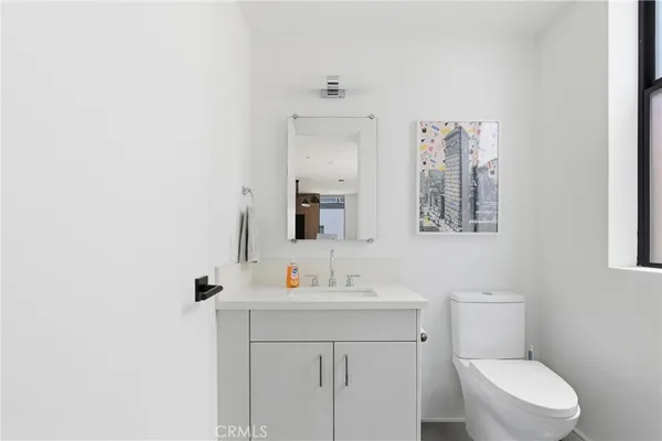 $11,994 | 2432 Penmar Avenue, Unit 201, Venice, CA 90291
