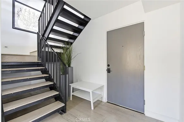 $11,994 | 2432 Penmar Avenue, Unit 201, Venice, CA 90291