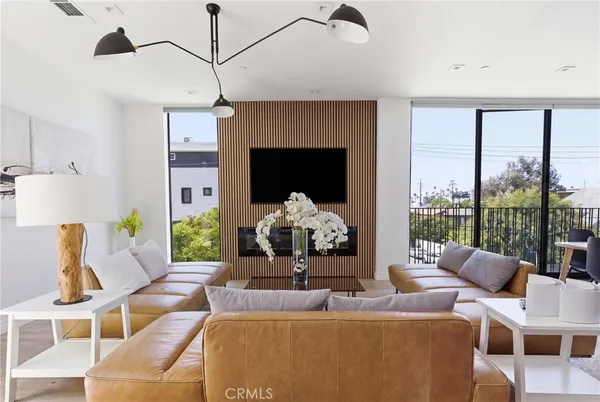 $11,994 | 2432 Penmar Avenue, Unit 201, Venice, CA 90291