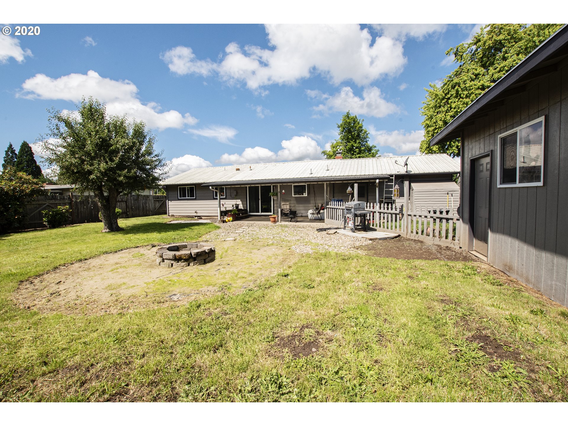 923 South 37th Street Springfield, OR 97478 - Photo 20 of 23