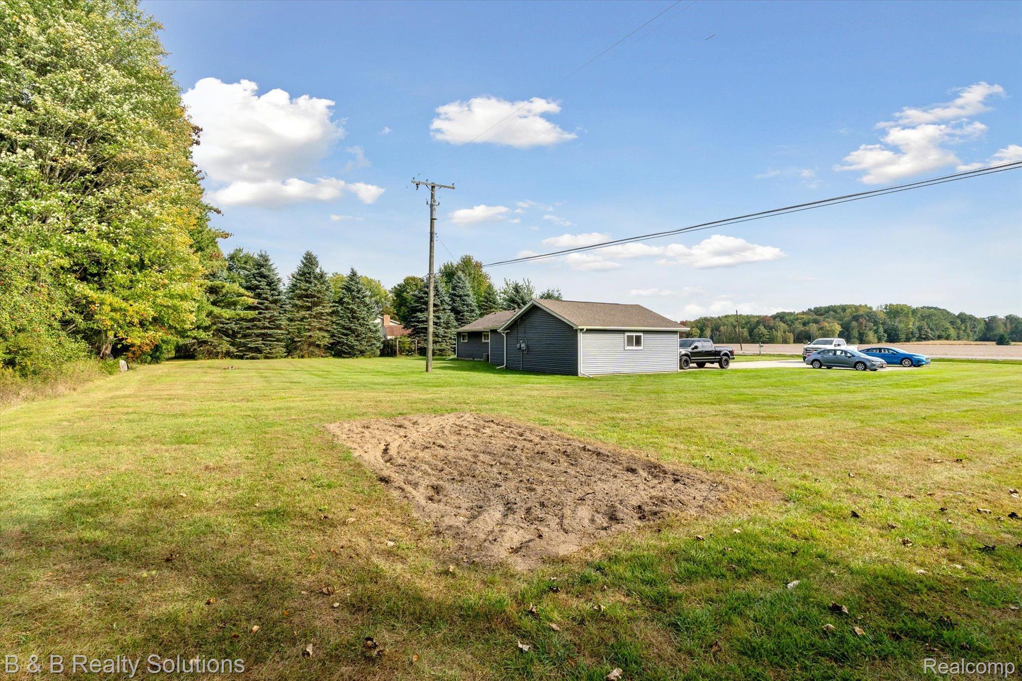 1661 East Burnside Road North Branch, MI 48461 - Photo 31 of 37 Gallery Image 31