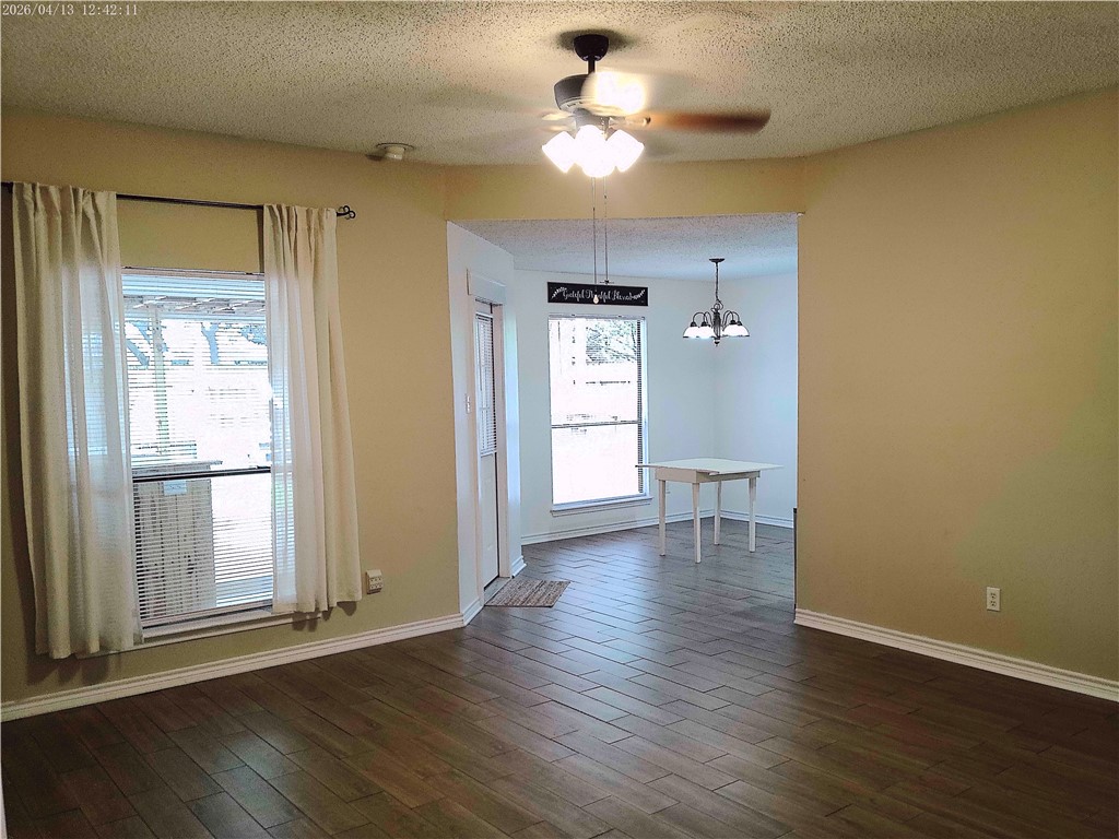 2087 Ridgewood Circle Ingleside, TX 78362 - Photo 6 of 28 Gallery Image 6