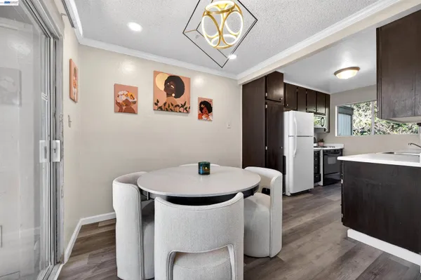 $207,000 | 355 Parkview Terrace, Unit B9, Vallejo, CA 94589