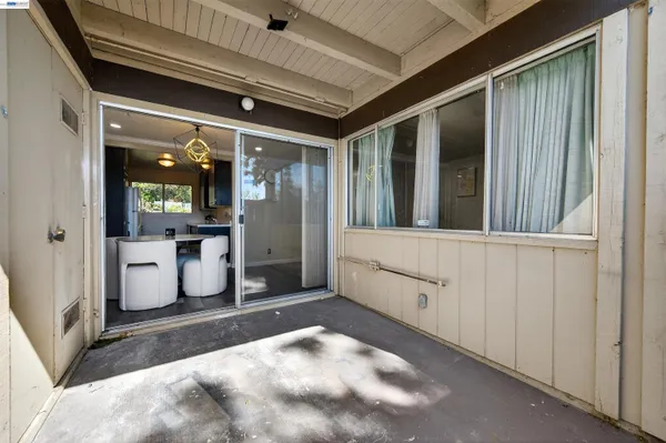 $207,000 | 355 Parkview Terrace, Unit B9, Vallejo, CA 94589