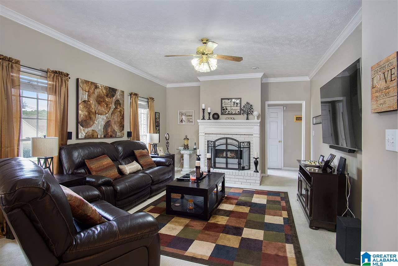 105 Kentwood Way Alabaster, AL 35007 - Photo 13 of 33