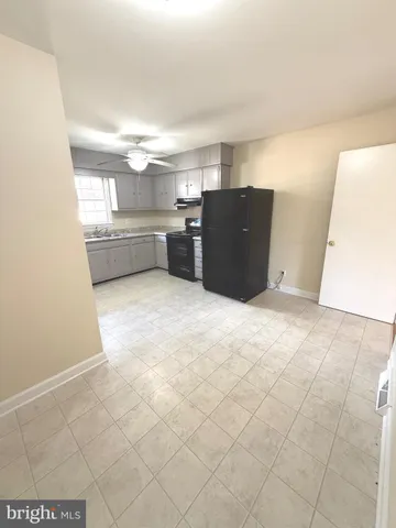 $1,625 | 1317 Rappahannock Avenue, Fredericksburg, VA 22401