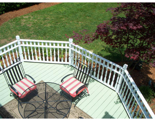 113 Burnham Road Lowell, MA 01852 - Photo 17 of 19 Gallery Image 17