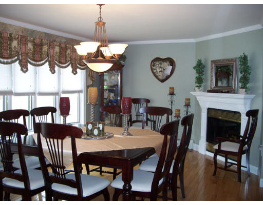 113 Burnham Road Lowell, MA 01852 - Photo 8 of 19 Gallery Image 8
