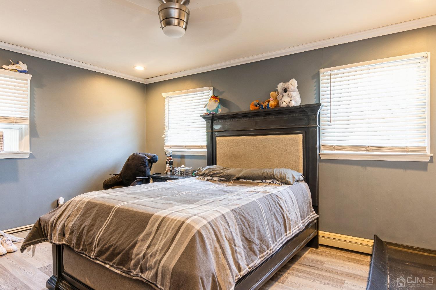 141 Overbrook Road Piscataway, NJ 08854 - Photo 29 of 38 a bedroom with bed and window