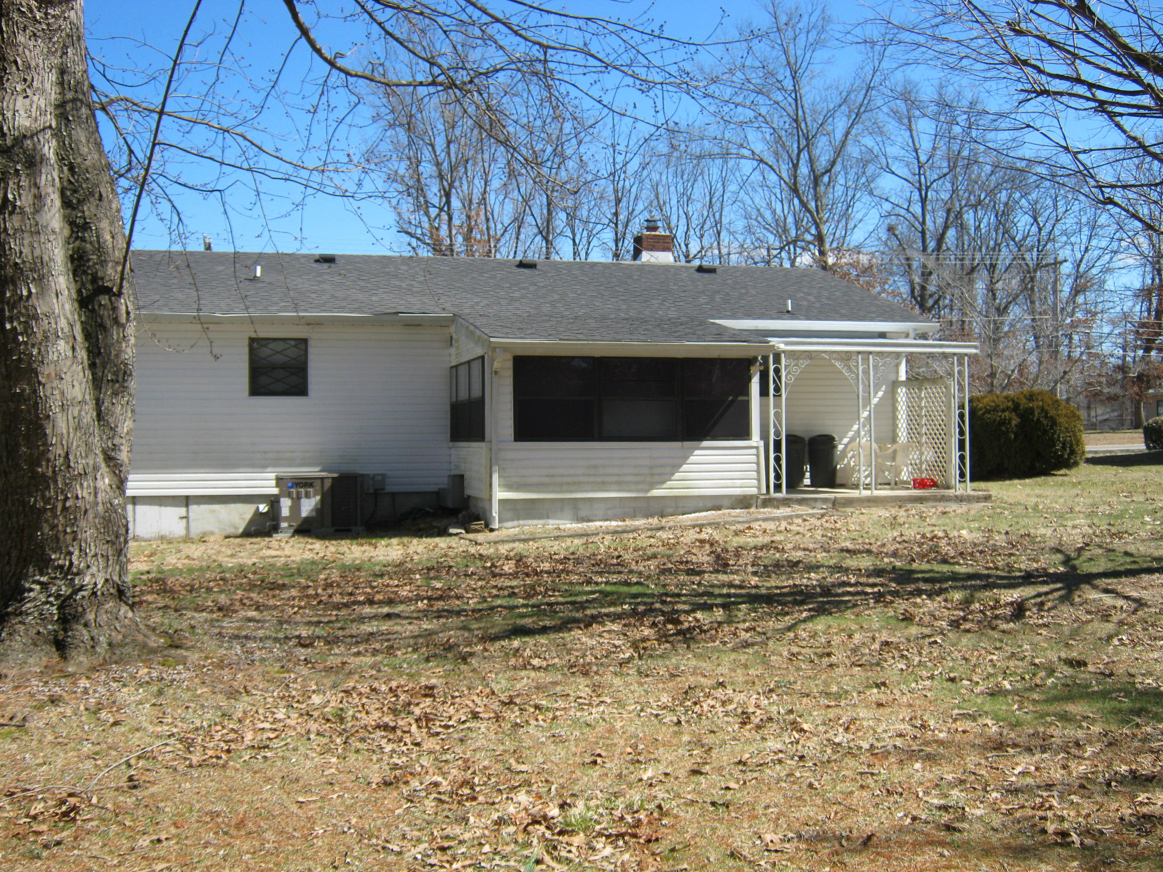 2686 Dunbar Road Crossville, TN 38572 - Photo 6 of 18 Rear of house