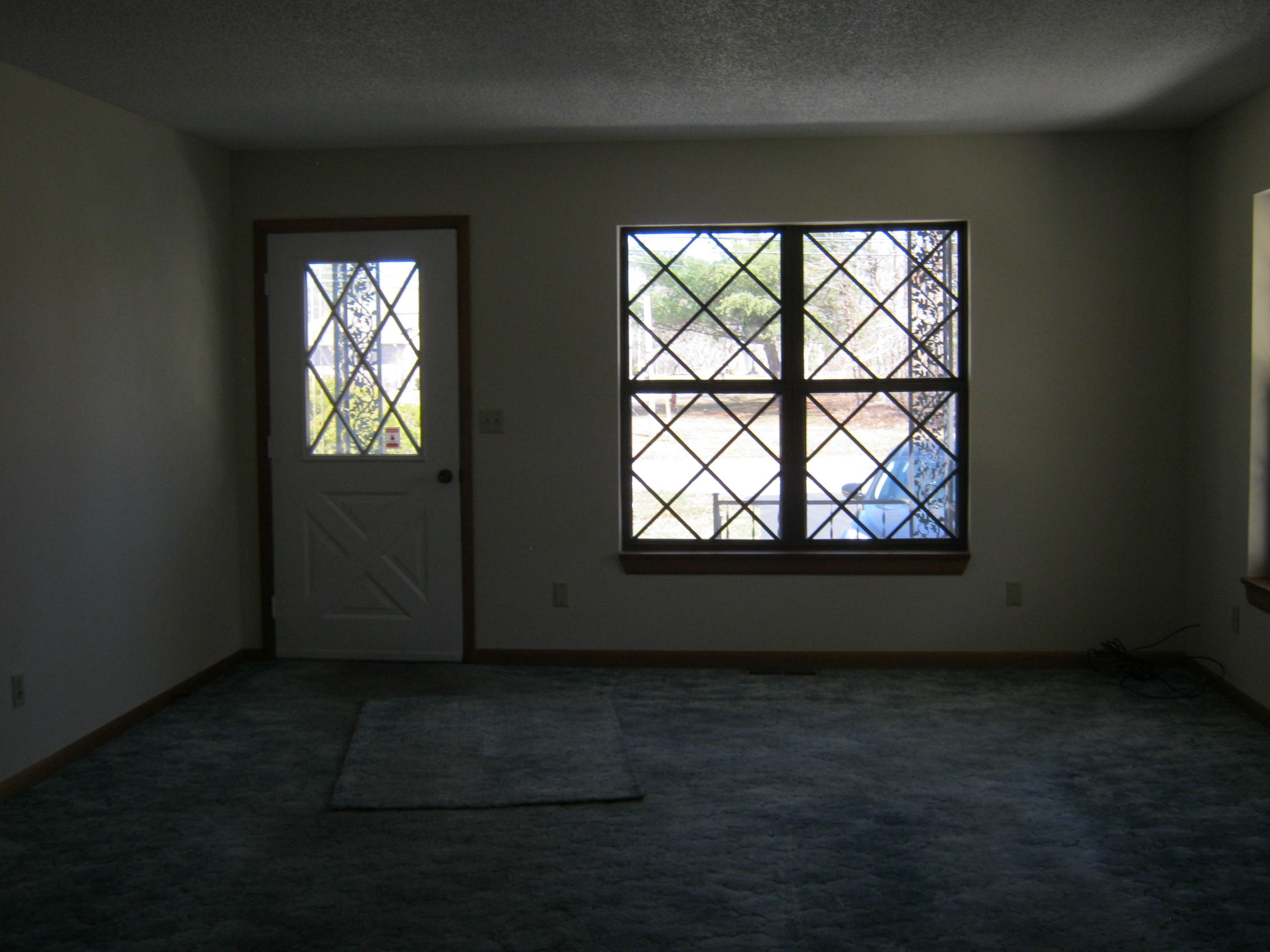 2686 Dunbar Road Crossville, TN 38572 - Photo 9 of 18 Living Room Front