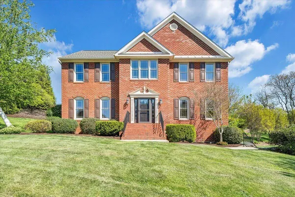 $539,950 | 7706 Hollins Ct Circle, Roanoke, VA 24019