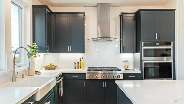 $1,329,000 | 6 Jasper Court, Petaluma, CA 94952