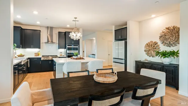 $1,329,000 | 6 Jasper Court, Petaluma, CA 94952