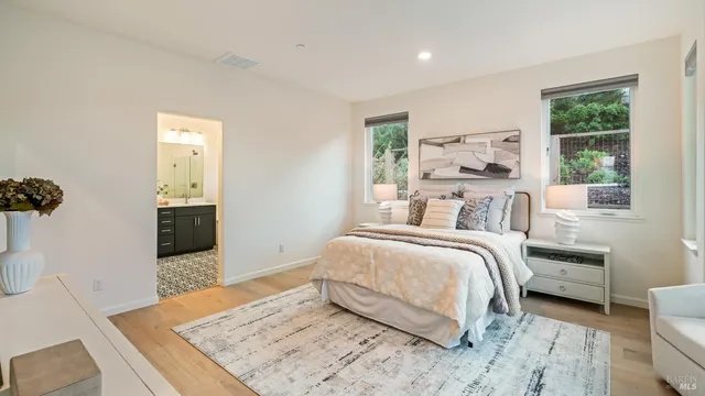 $1,329,000 | 6 Jasper Court, Petaluma, CA 94952