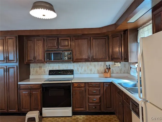 $130,000 | 118 MacArthur Place, Lenox, NY 13032