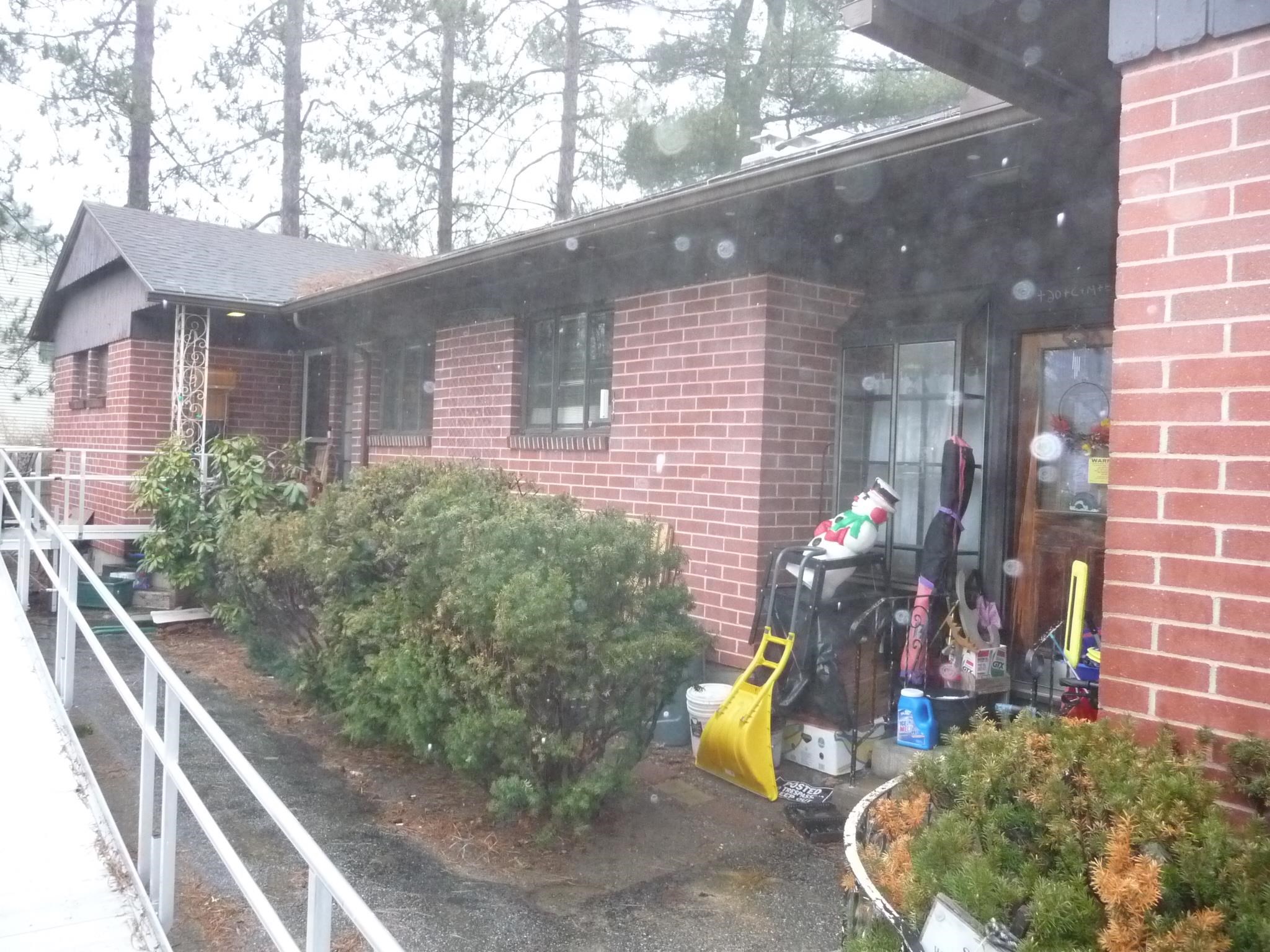 471 Mast Road Goffstown, NH 03045 - Photo 3 of 9