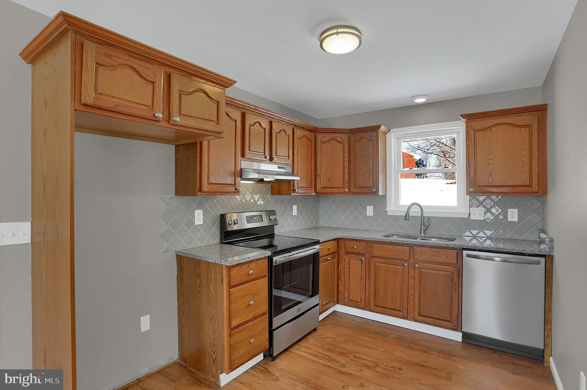 929 Burnt House Road Carlisle, PA 17015 - Photo 12 of 31 Gallery Image 12