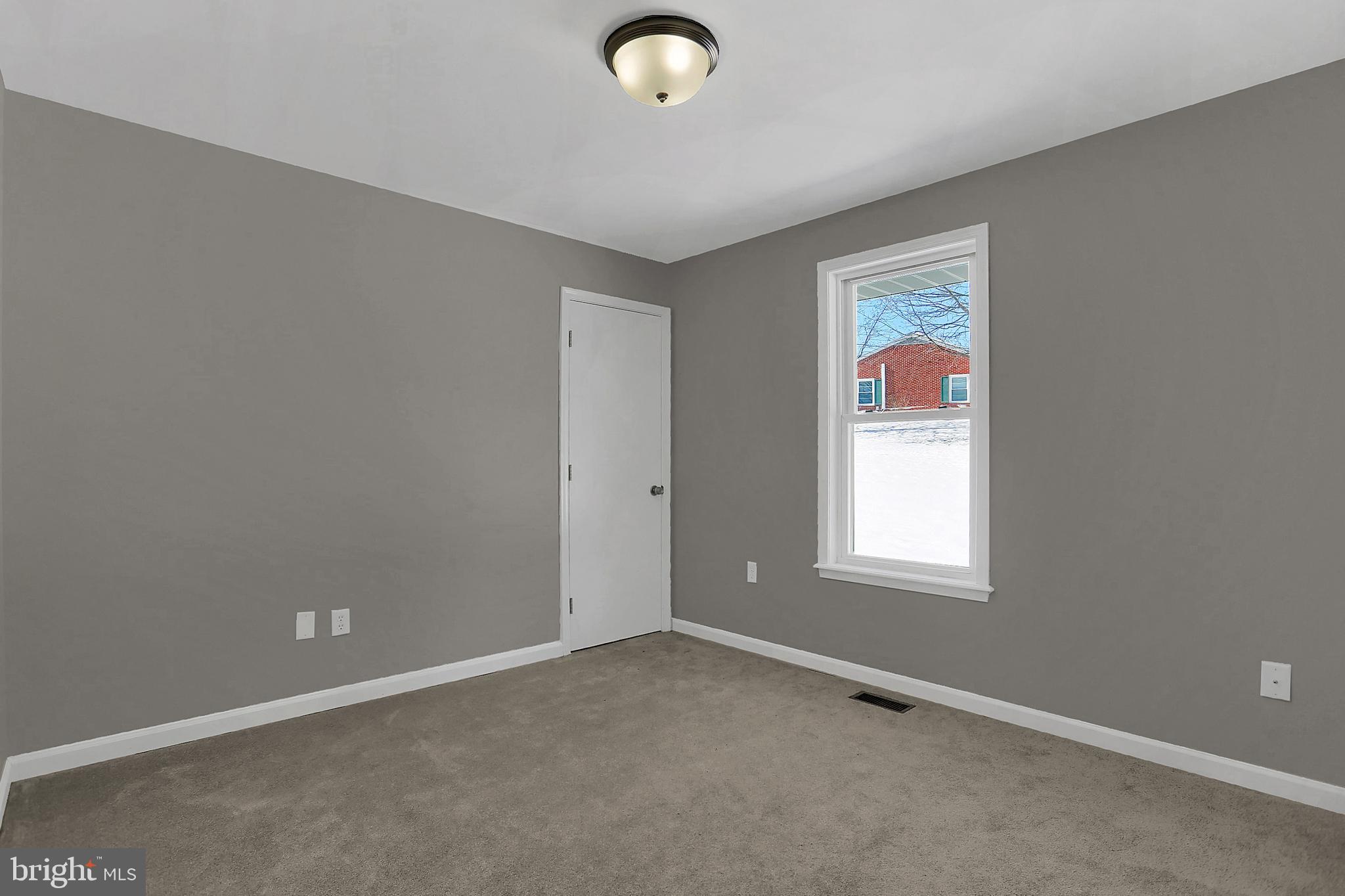 929 Burnt House Road Carlisle, PA 17015 - Photo 15 of 31 Gallery Image 15