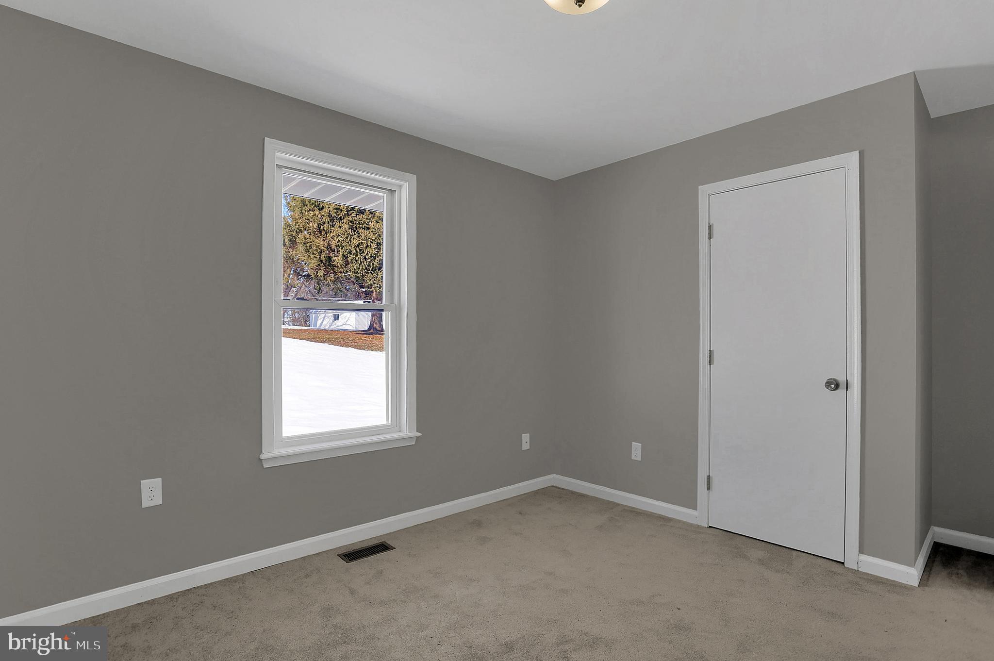 929 Burnt House Road Carlisle, PA 17015 - Photo 16 of 31 Gallery Image 16