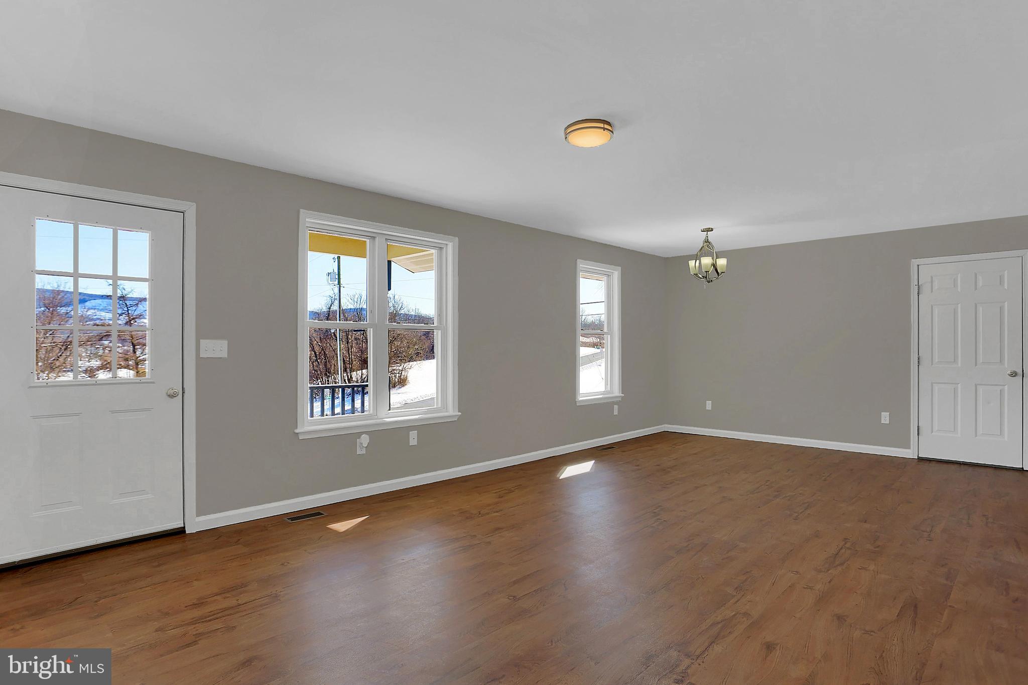929 Burnt House Road Carlisle, PA 17015 - Photo 7 of 31 Gallery Image 7