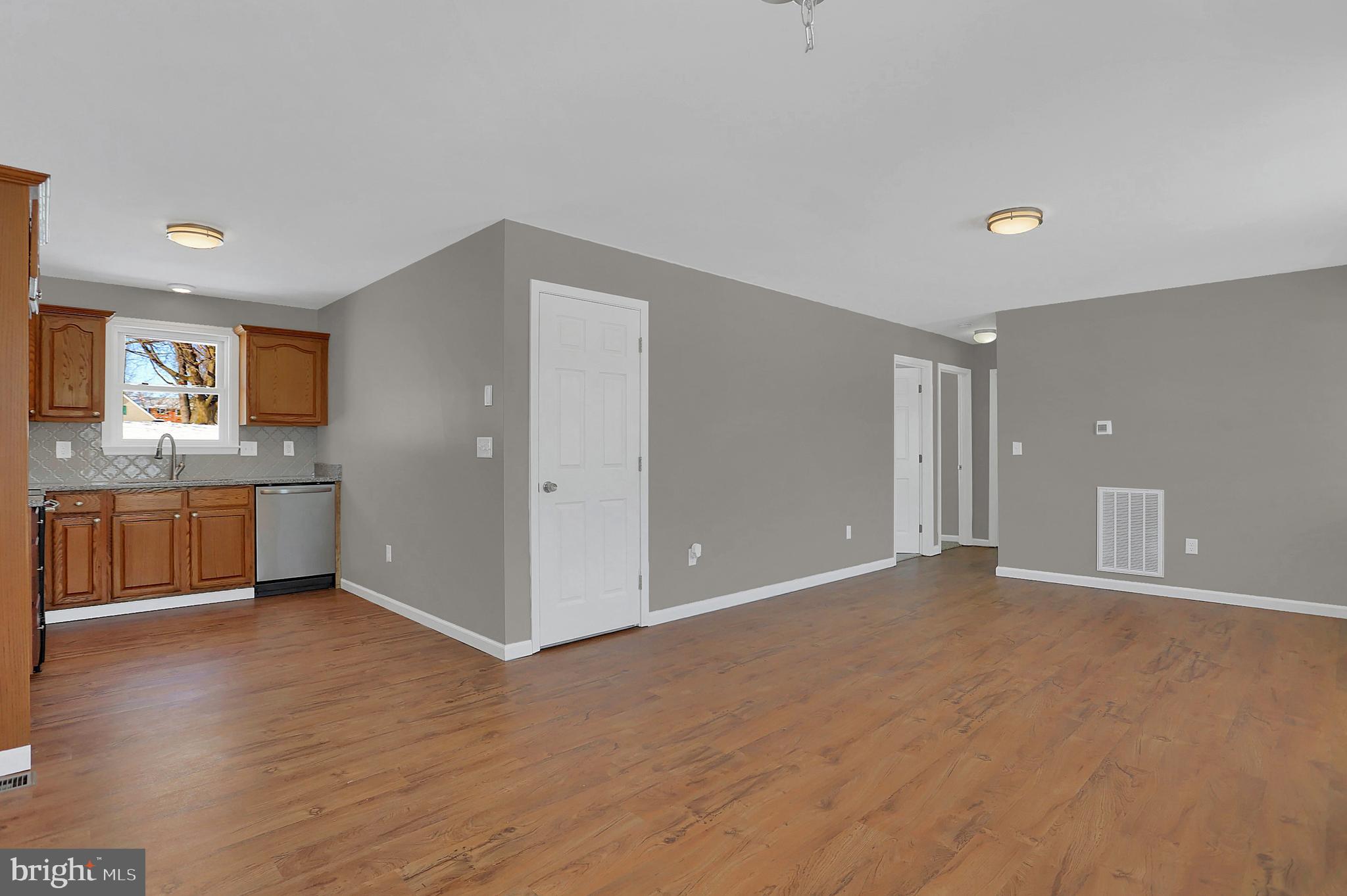 929 Burnt House Road Carlisle, PA 17015 - Photo 10 of 31 Gallery Image 10
