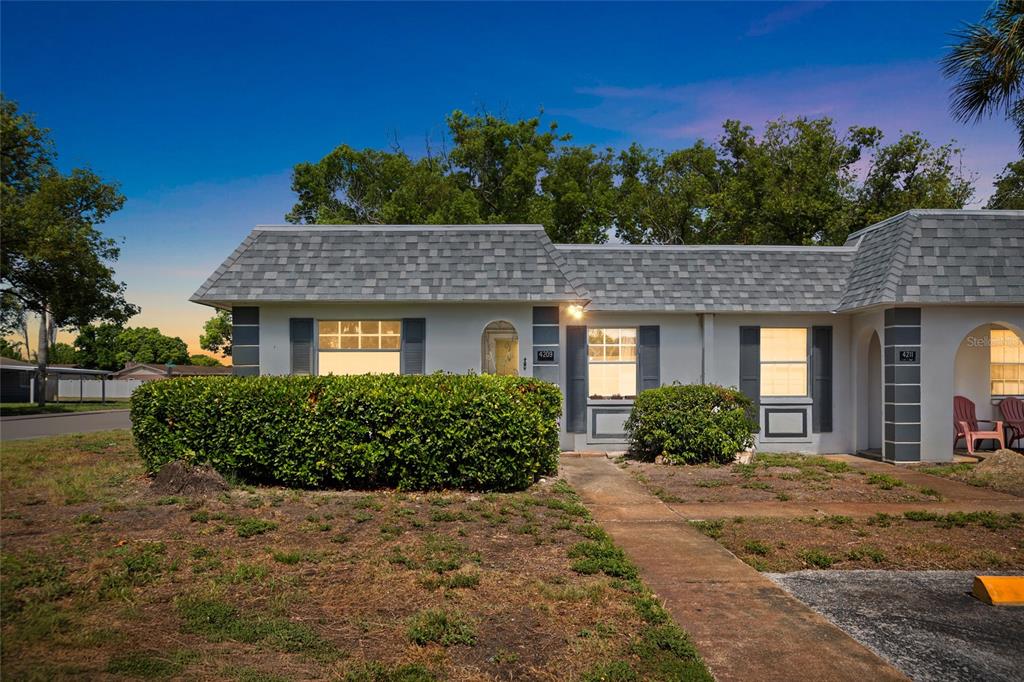 4209 Redcliff Place New Port Richey, FL 34652 - Photo 2 of 25