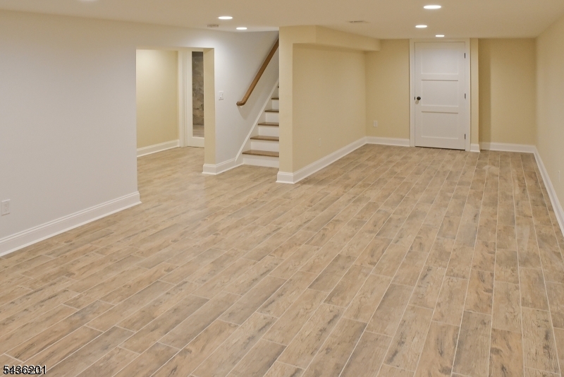 10 Howell Road Mountain Lakes, NJ 07046 - Photo 8 of 11