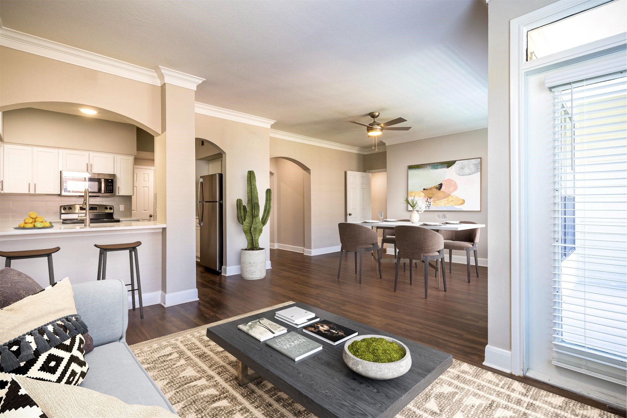 320 Jackson Hill Street, Unit 112 Houston, TX 77007 - Photo 1 of 18