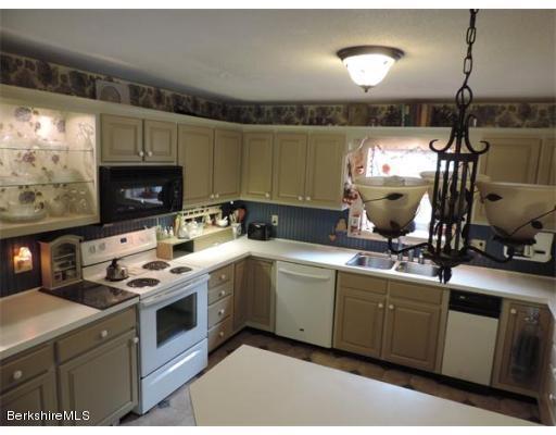 150 Leyden Road Greenfield, MA 01301 - Photo 8 of 22 H-kitchen