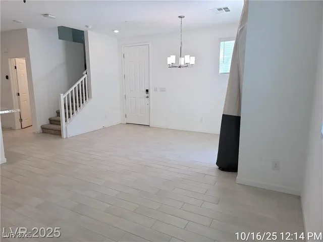 $1,725 | 965 Nevada State Drive, Unit 28101, Henderson, NV 89002