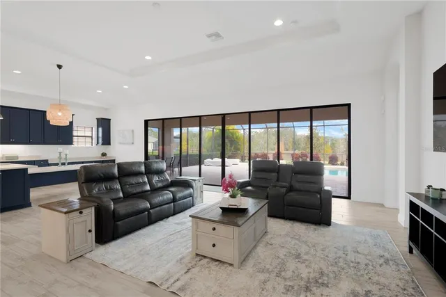 $699,900 | 3010 Albion Walk Place, Valrico, FL 33596