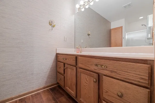 $399,900 | 512 Frederick Court, Oconomowoc, WI 53066